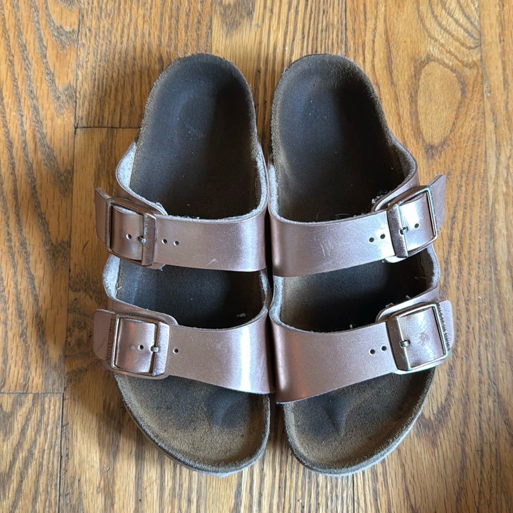 Birkenstock // 34 Kid Rose Gold
